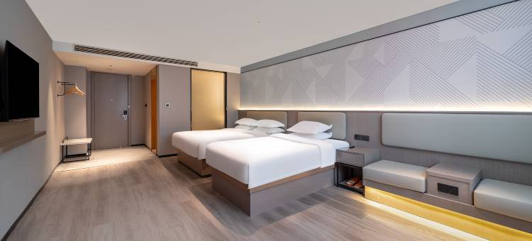 柏曼酒店(武汉汉口金融中心新华路店)图片