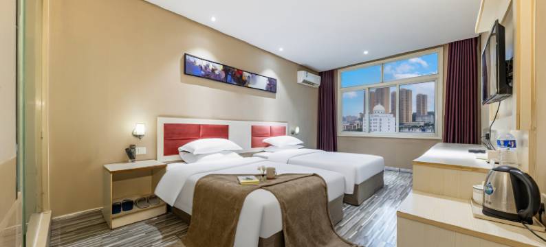 安麗酒店(咸宁站店)图片