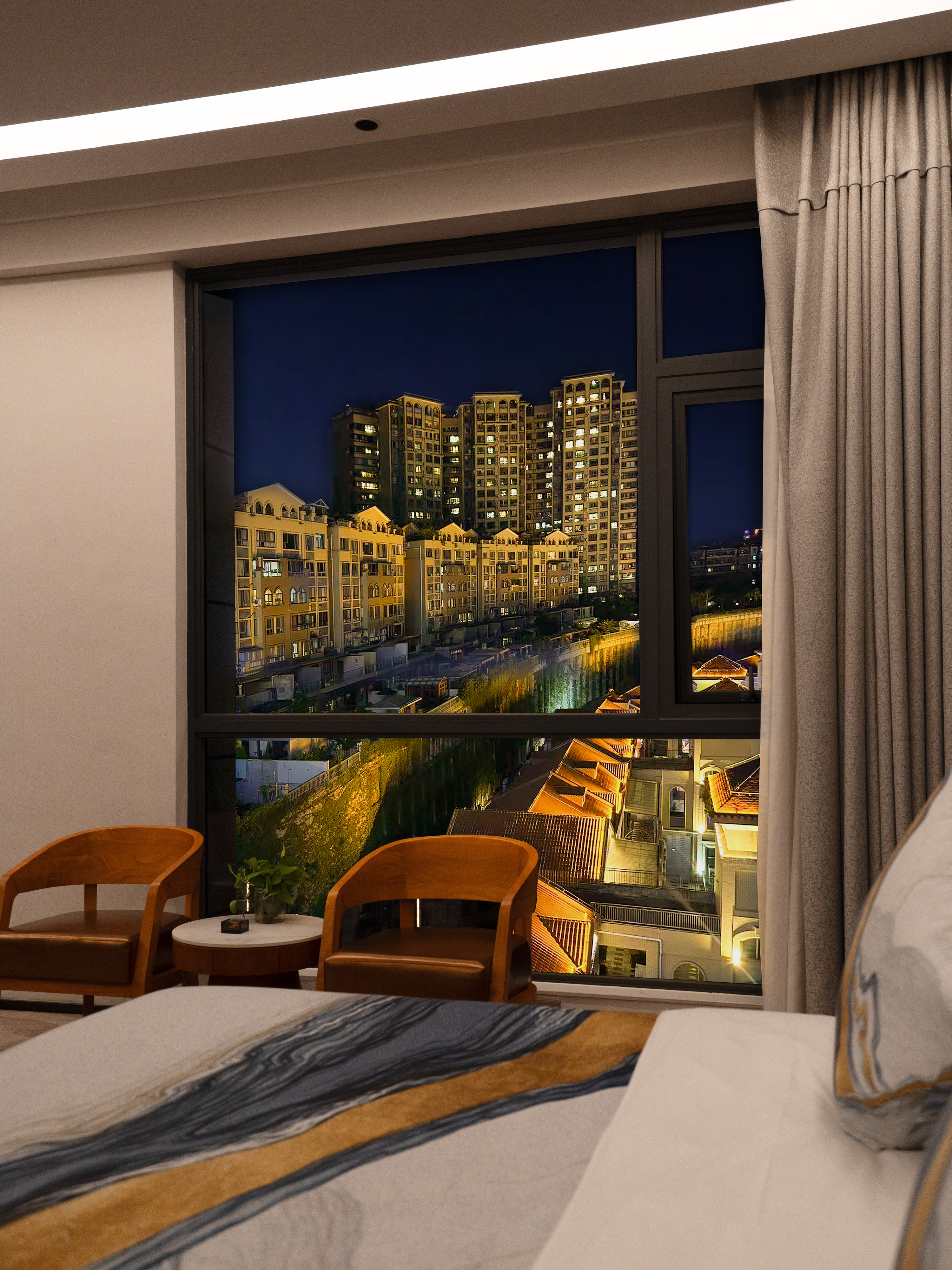 CITY HOTEL Over view