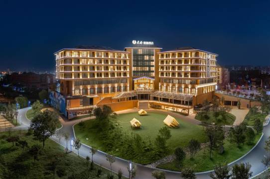 hotel overview picture