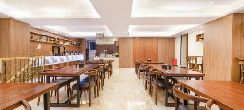 悦电竞酒店(扬州瘦西湖江阳商贸城店)图片