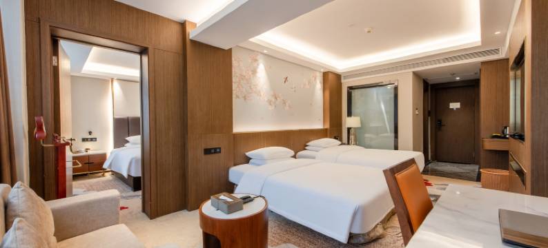 艺龙安云酒店(深圳国际会展中心国展地铁站店)图片