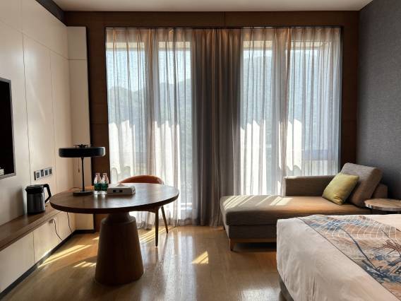 深圳南山深铁塘朗城君璞酒店图片