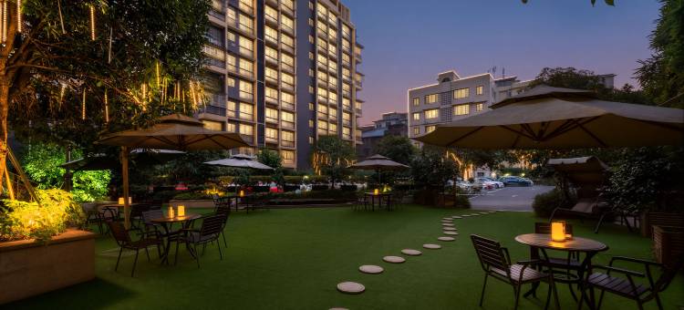 乐山香国假日酒店(嘉兴路美食街店)图片