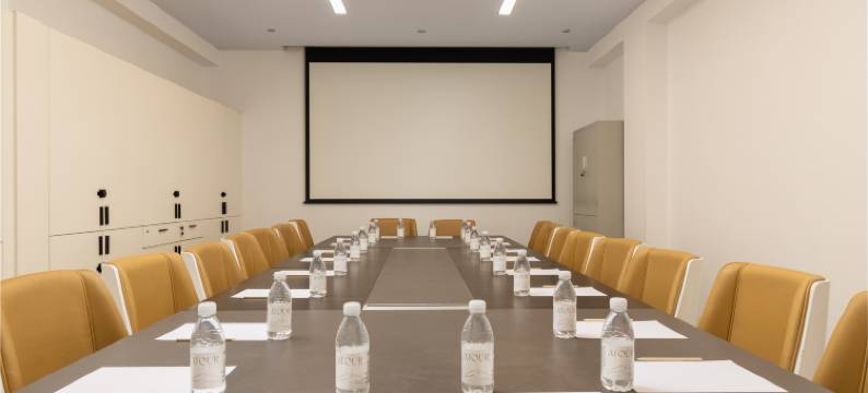 昆明官渡龙湖时代金融中心亚朵酒店图片