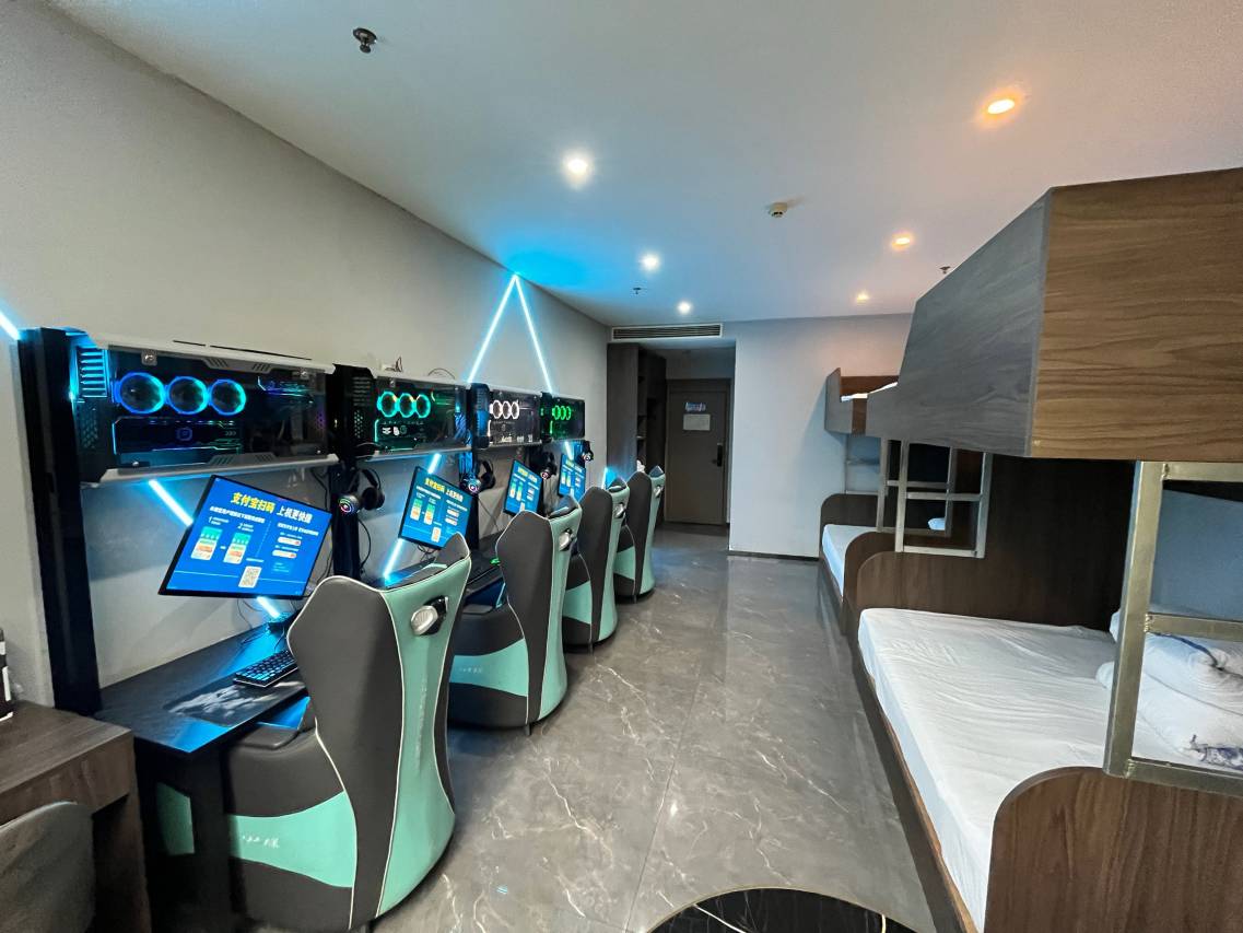 曼巴电竞酒店(共青城南昌大学店)