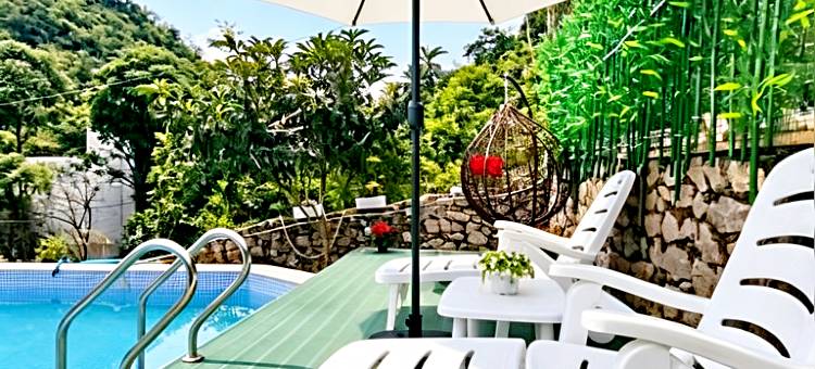 岩朵山Mountain Pool villa民宿(黄果树景区店)图片