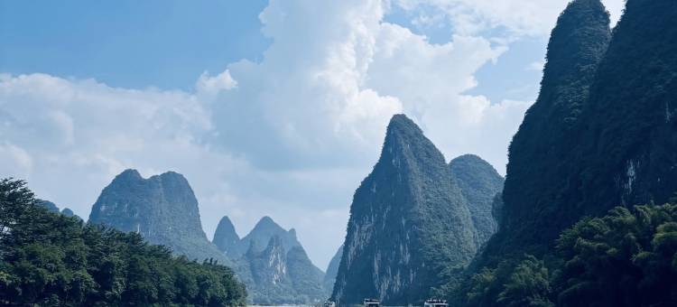 丽呈潮控酒店(桂林象鼻山景区两江四湖店)图片