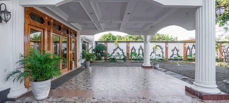 日惹萨蒂尼旅馆(SANS Vibes Sartini Inn Yogyakarta)图片