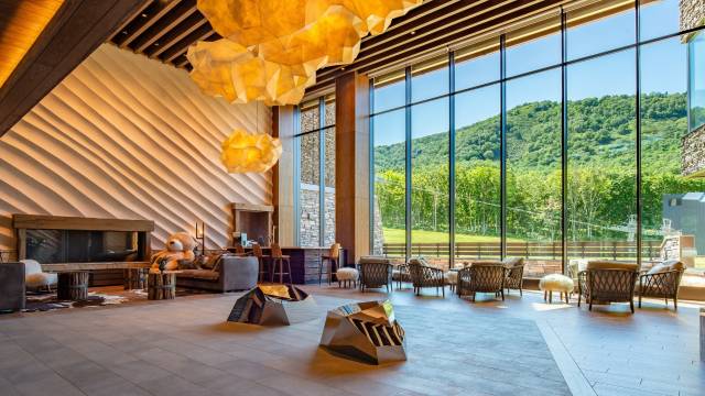 裕府喜乐乐奢华酒店式公寓(Yu Kiroro, Ski-in Ski-out Luxury Residences)