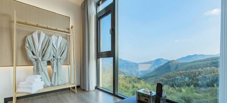 随遇ZeLin·山巅之境360°环山温泉美宿(安吉江南天池滑雪场店)图片