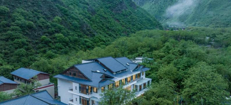 九寨沟林水间轻奢美宿图片