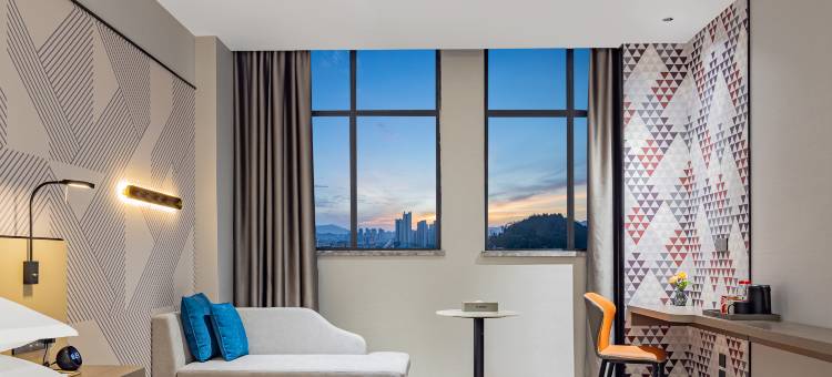 君鼎智尚酒店(宜昌火车东站店)图片