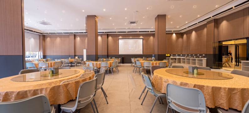 铂卡·假日(中山坦洲店)图片