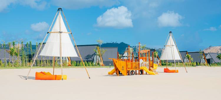 夏湾沙滩俱乐部与木屋(Summer Bay Beach Club & Cabins)图片