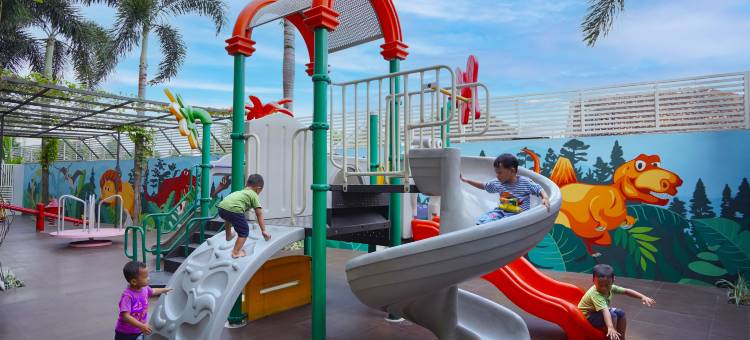 日惹伊斯特帕克酒店(Eastparc Hotel Yogyakarta)图片