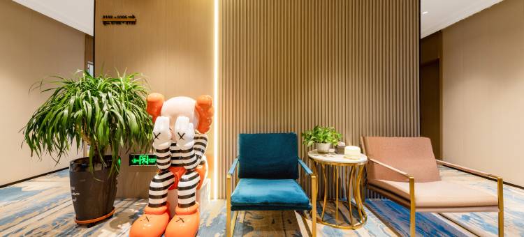 6月轻奢酒店(包头市东河机场店)图片