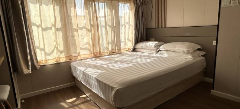 鼎煜宾馆(日照海纳商城火车站店)图片