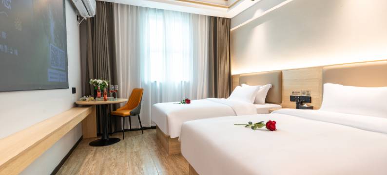 影迷艺宿酒店(南宁广西大学地铁站农院路店)图片