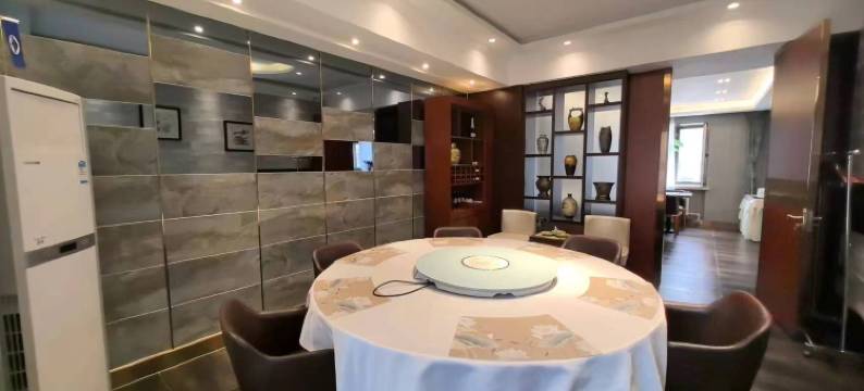 哈尔滨斯凯沃商务酒店(中央大街步行街店)图片