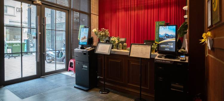 雀客快捷台中一中图片