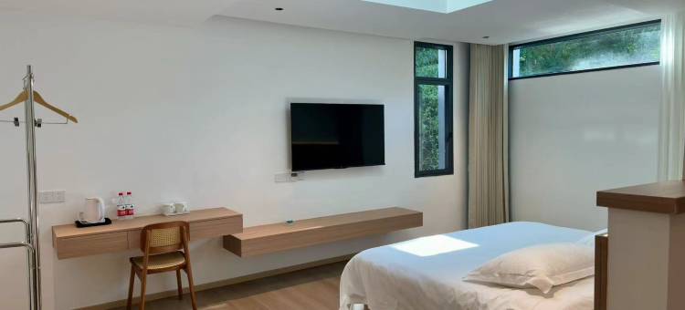 天堂寨月夏山居庭院民宿图片