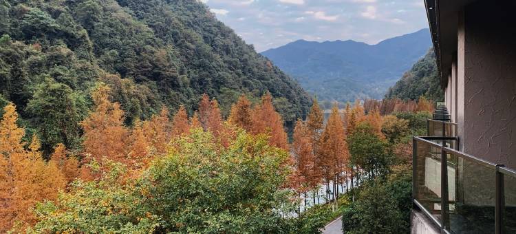 御泉山居秘境度假村图片