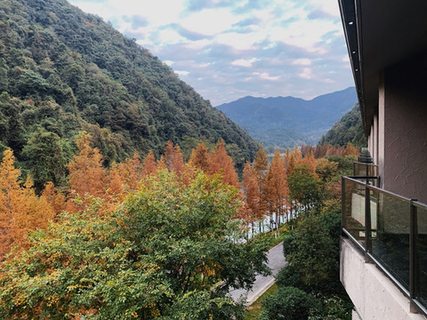 御泉山居秘境度假村