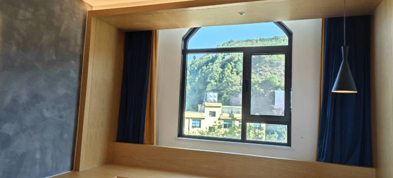 丹凤东凤酒庄酒店图片