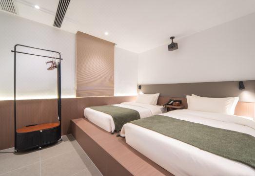 Findpeace B & B (Jingdezhen Tao Xichuan Creative Plaza)Hotel Overview