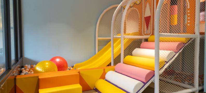 悦廷·华逸酒店(西安钟楼地铁站店)图片