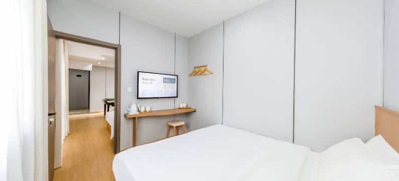 月下荷塘宾馆(舟山甬东路店)图片