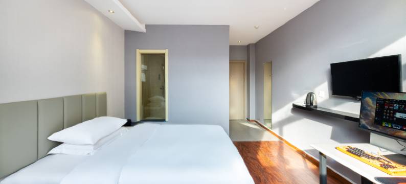 漫品电竞民宿图片