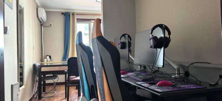 学府电竟宾馆(呼和浩特白塔机场大学城店)图片