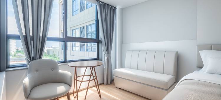 Zion酒店(海宁尖山金牛商业街店)图片