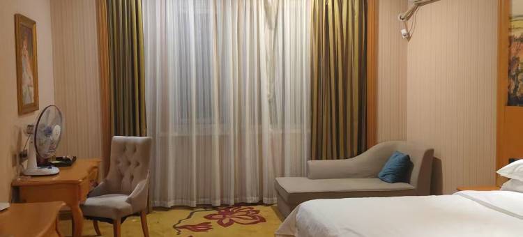 维也纳国际酒店(张家口沽源文体广场店)图片