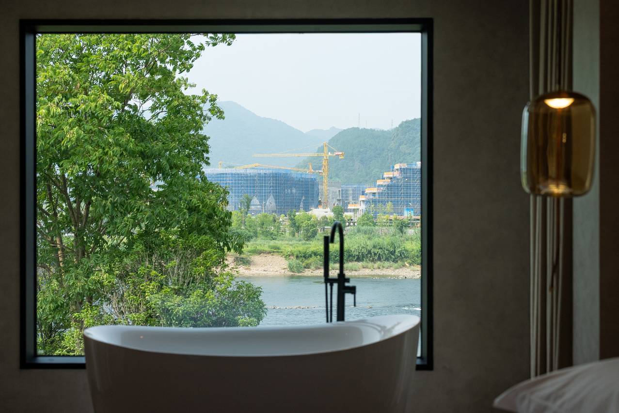 花筑·悦邸民宿(桐庐OMG心跳乐园店)图片