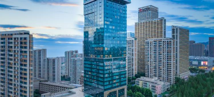 皓悦高空海景酒店(日照万平口景区万达广场店)图片