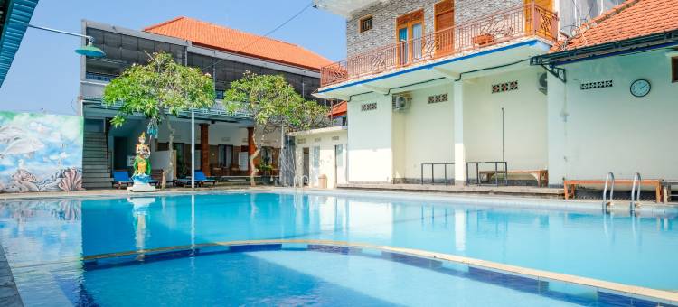 红多兹Plus酒店-新加拉惹(RedDoorz Plus @ Singaraja)图片