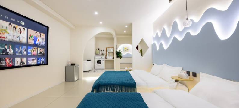 玖悦居・简白梦幻轻奢浪漫影音氛围美宿(沈阳中街大悦城店)图片