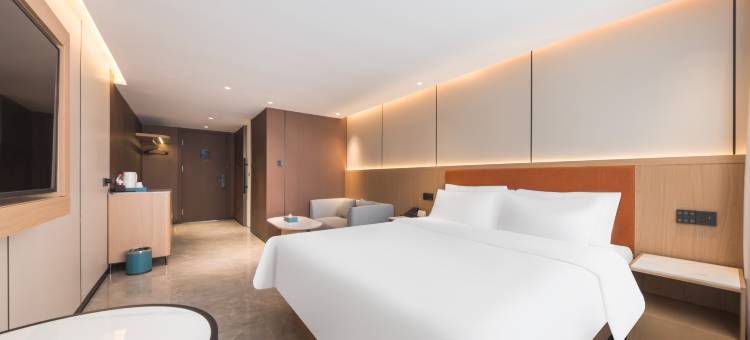 潮漫酒店(青岛草原高尔夫黑龙江中路店)图片