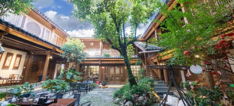 朗雲Cloud·古韵花境庭院(丽江古城店)图片