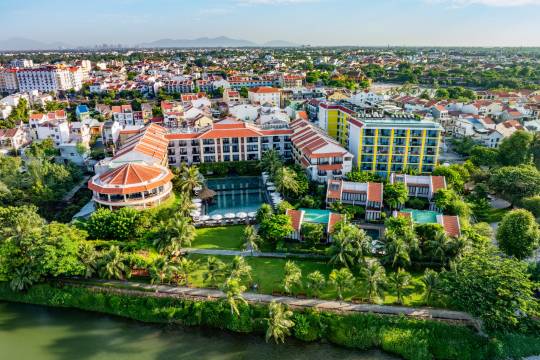 貝爾瑪麗娜會安度假村