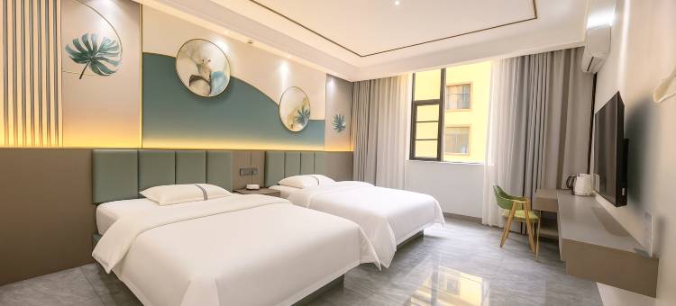 曲靖南郡尚居酒店(金麟湾爱情小镇店)图片