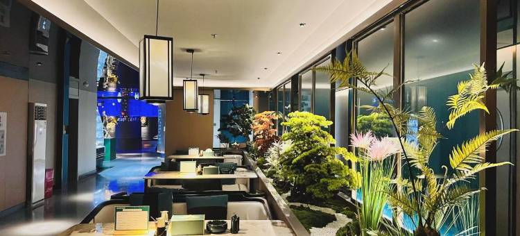 竞放电竞酒店(平湖汽车北站景乐步行街店)图片