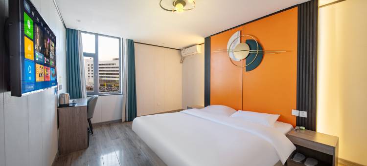 初识暖居宾馆(连云港高铁站店)图片