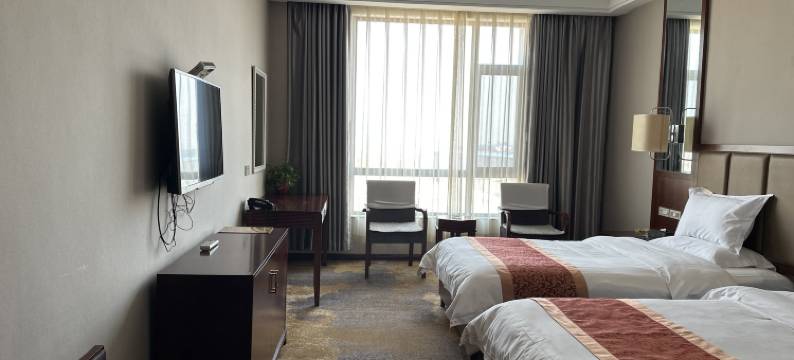 平陆鸿运商务酒店图片