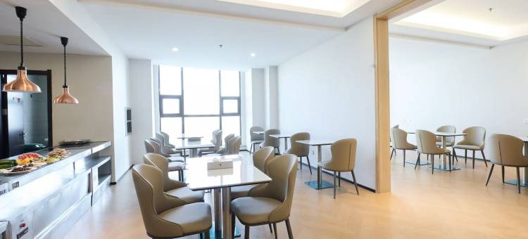 入阁三秋玫瑰园酒店(万达广场店)图片