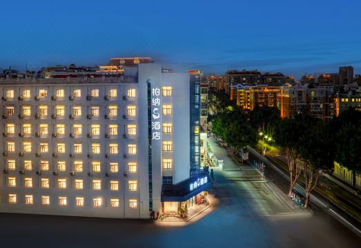 柏纳S酒店（厦门机场T4集美学村店）外景图