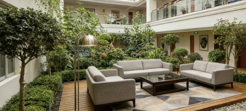 东影花园精品酒店(兰州大学火车站地铁站店)图片